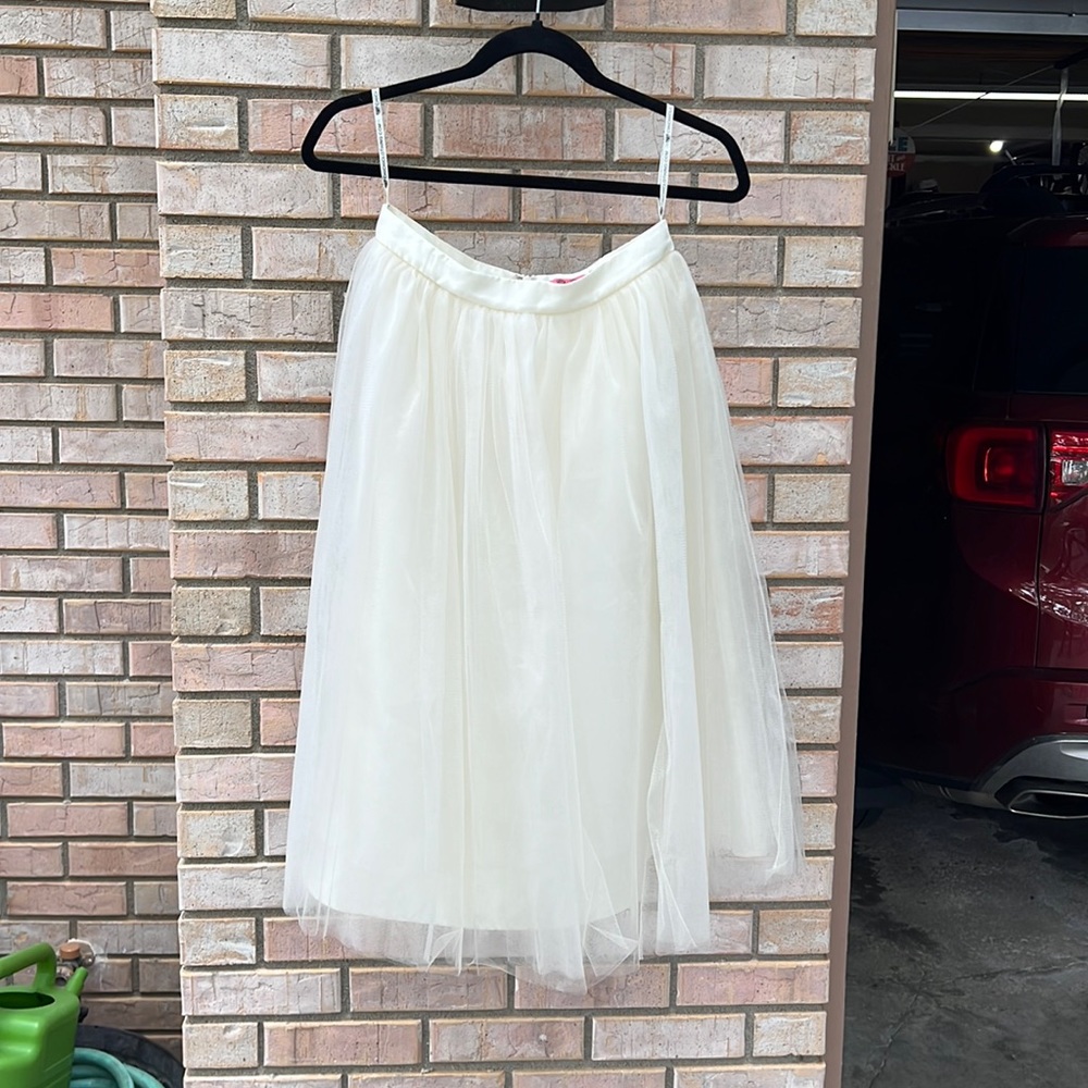 Tulle white skirt
